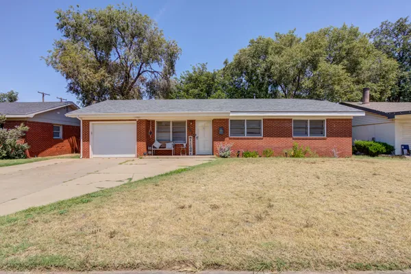$179,900 | 2812 62nd Street, Lubbock, TX 79413