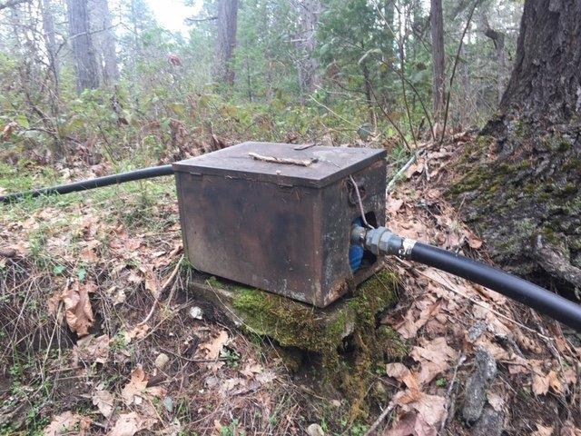 5734 Pleasant Creek Road Rogue River, OR 97537 - Photo 18 of 29 Irrigation pump