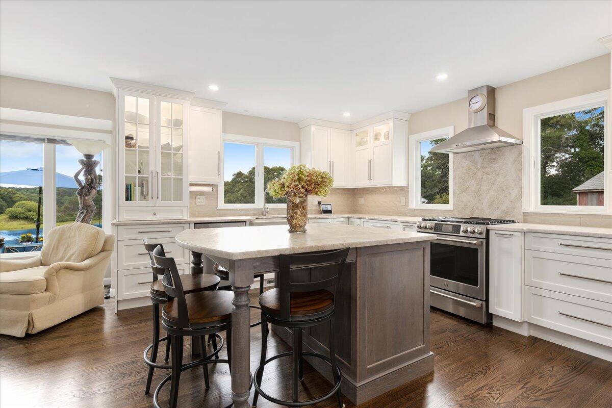 560 Orleans Road North Chatham, MA 02650 - Photo 12 of 39 052-560Orl-126