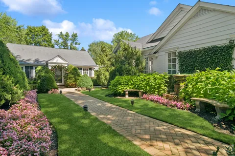 $2,250,000 | Undisclosed Address, North Barrington, IL 60010