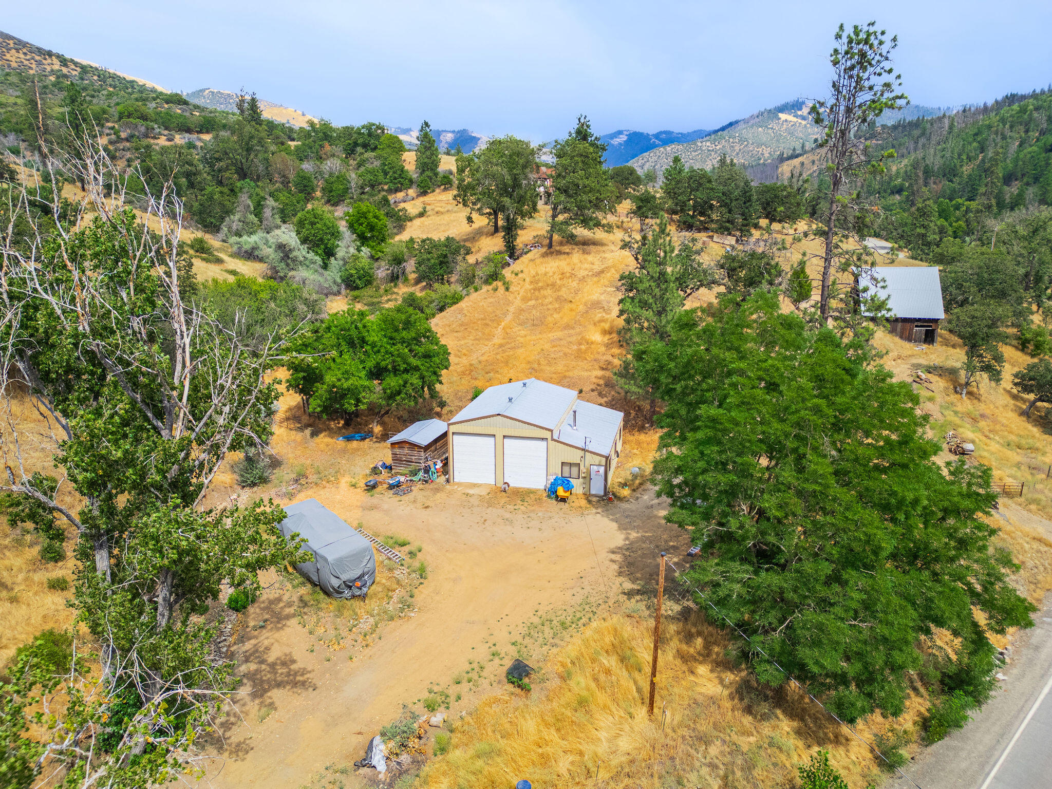 6585 Little Applegate Road Jacksonville, OR 97530 - Photo 5 of 151 Gallery Image 5