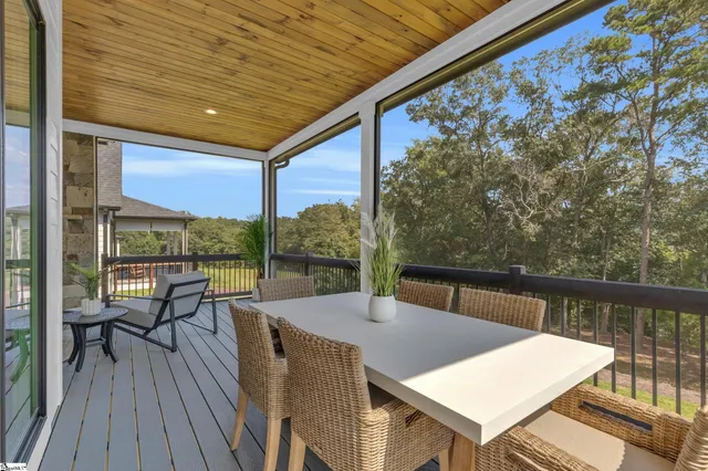 $641,900 | 104 Winding Rock Road, Simpsonville, SC 29680