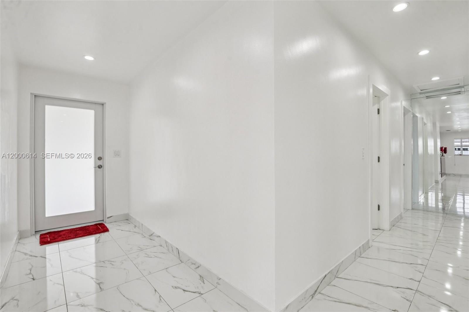 1900 Southwest 87th Court Miami, FL 33165 - Photo 8 of 25