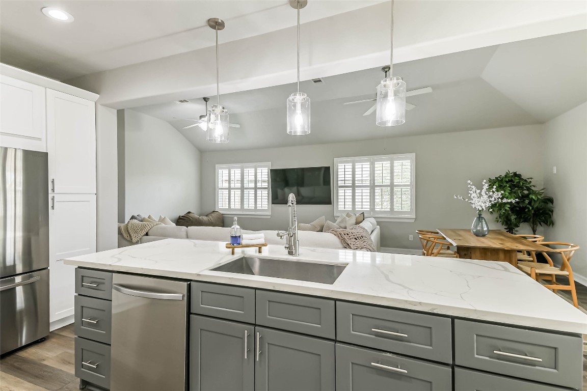 13043 Avery Ridge Lane Tomball, TX 77377 - Photo 13 of 30