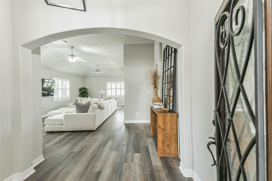 13043 Avery Ridge Lane Tomball, TX 77377 - Photo 3 of 30