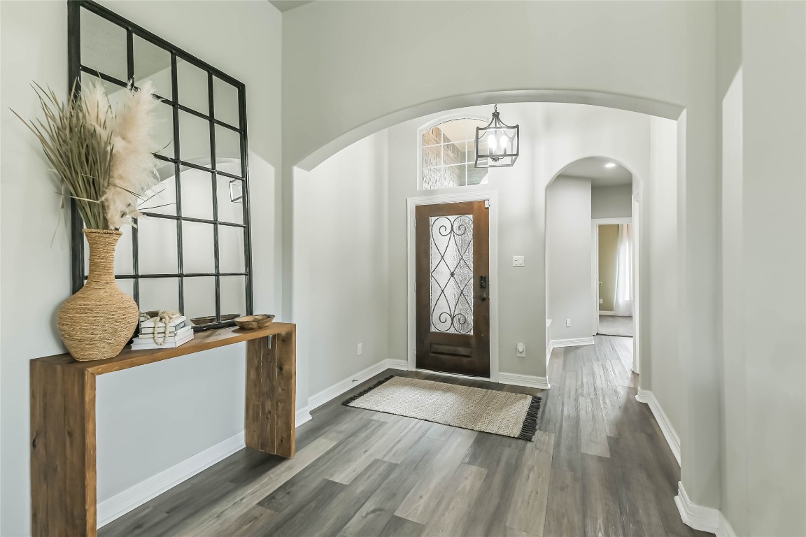 13043 Avery Ridge Lane Tomball, TX 77377 - Photo 4 of 30