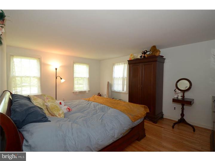 546 Oriole Road Villanova, PA 19085 - Photo 9 of 15 Gallery Image 9