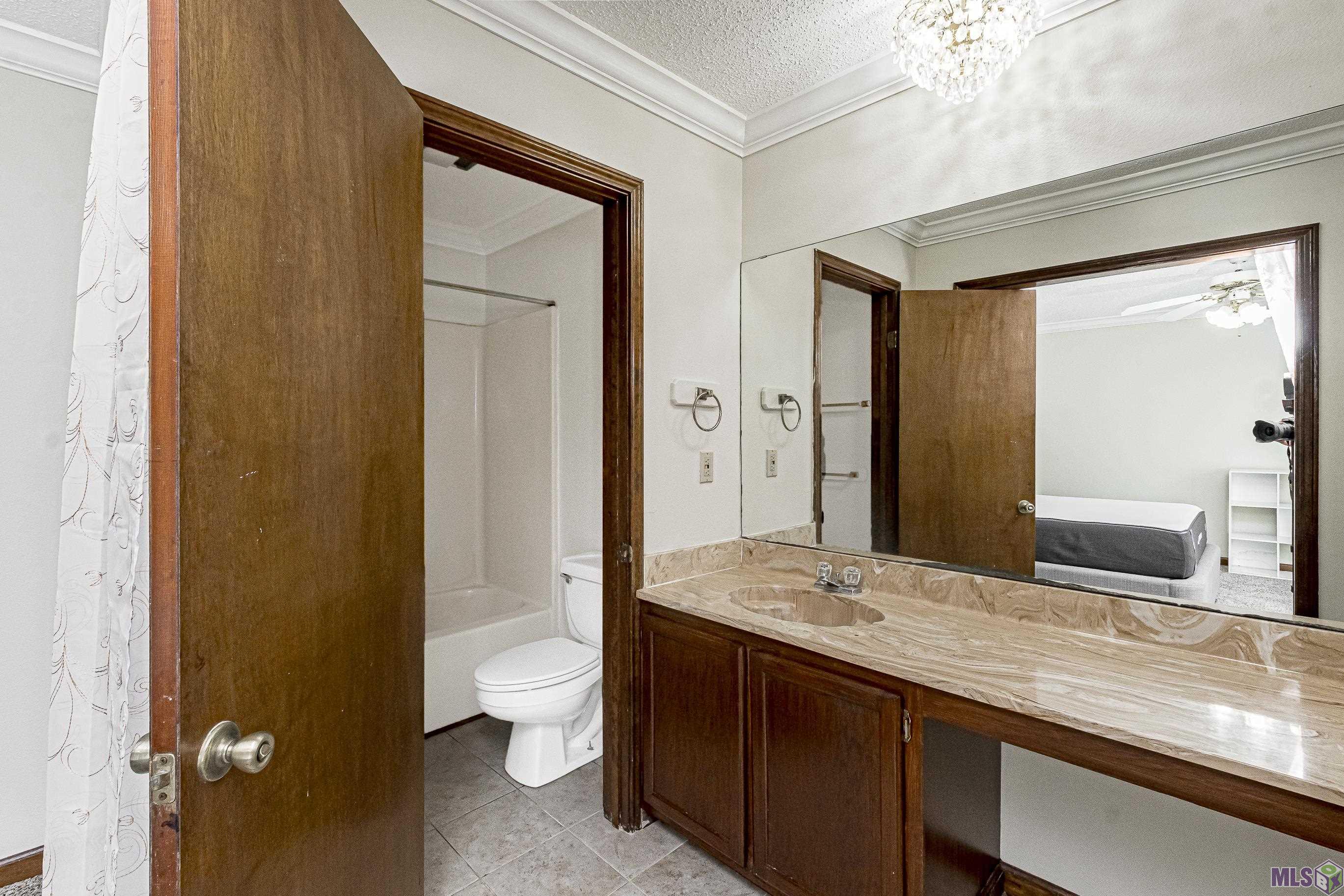 5205 Heatherstone Drive Baton Rouge, LA 70820 - Photo 5 of 10