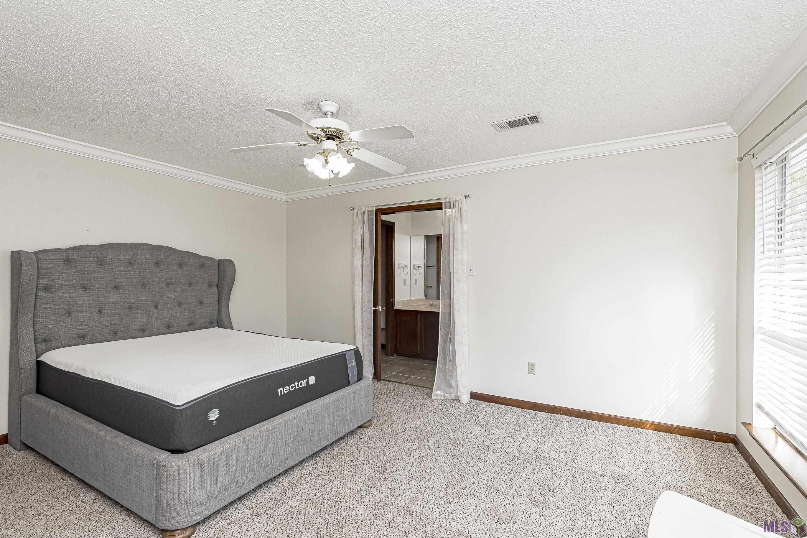 5205 Heatherstone Drive Baton Rouge, LA 70820 - Photo 7 of 10