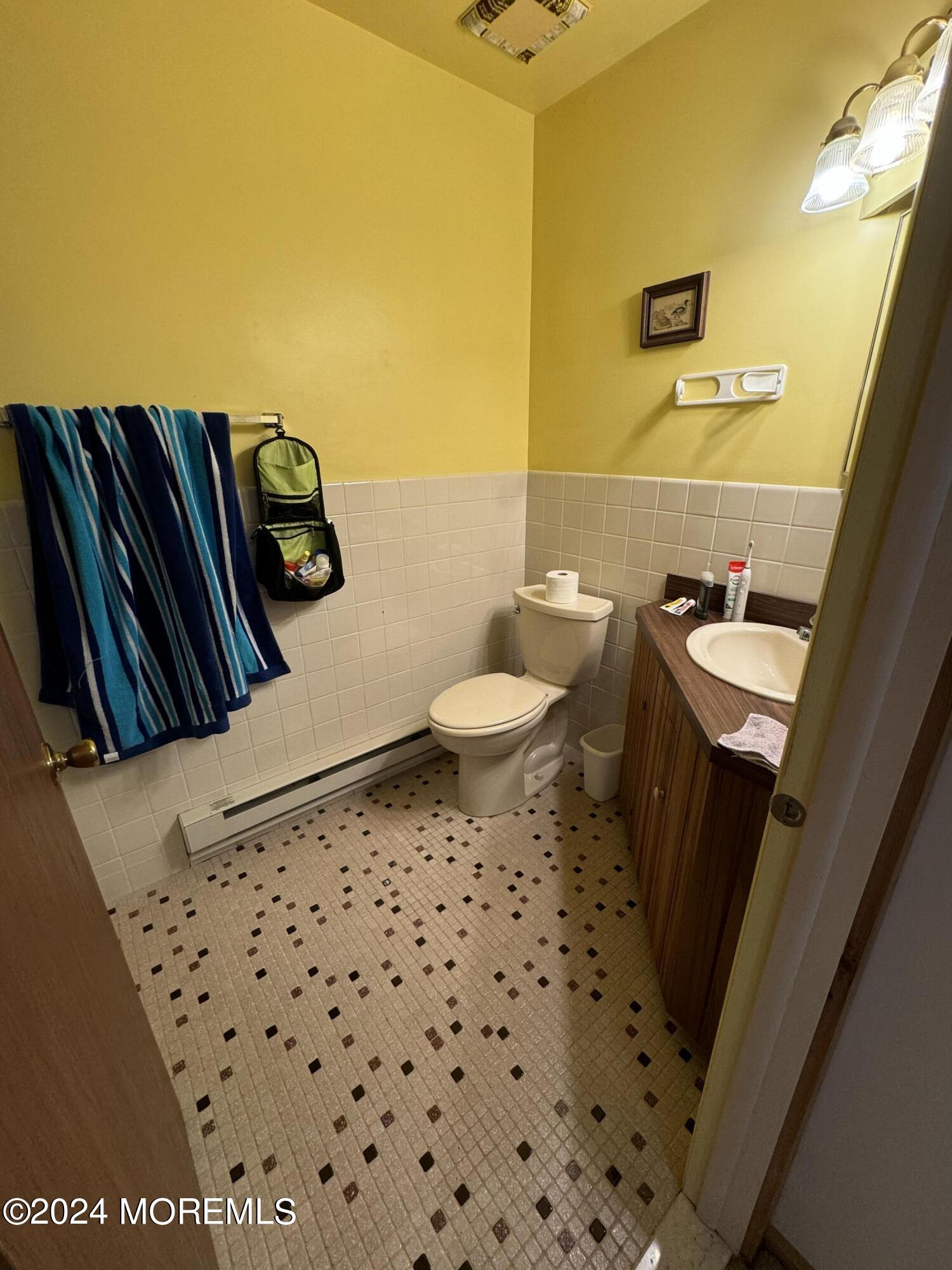 51 B Sunset Road Whiting, NJ 08759 - Photo 7 of 18 FC44EF85-94CA-4AB8-9848-8FC02FEA886E