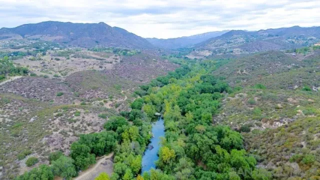 $939,000 | 1615 Vista Del Lago, Fallbrook, CA 92028