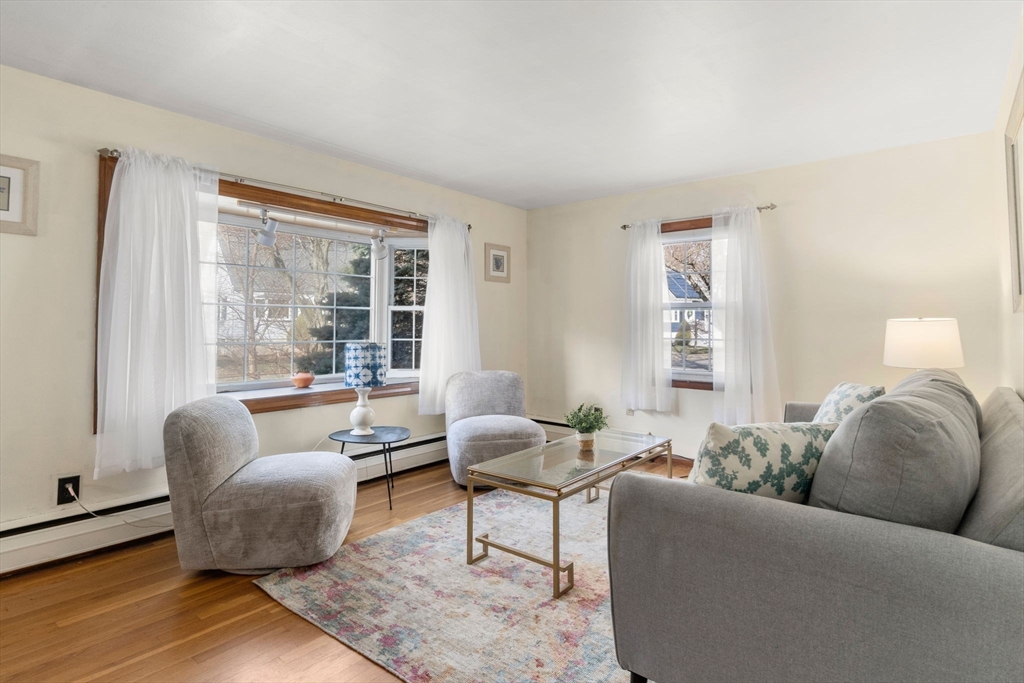 26 Windham Road Boston, MA 02136 - Photo 4 of 17 Gallery Image 4