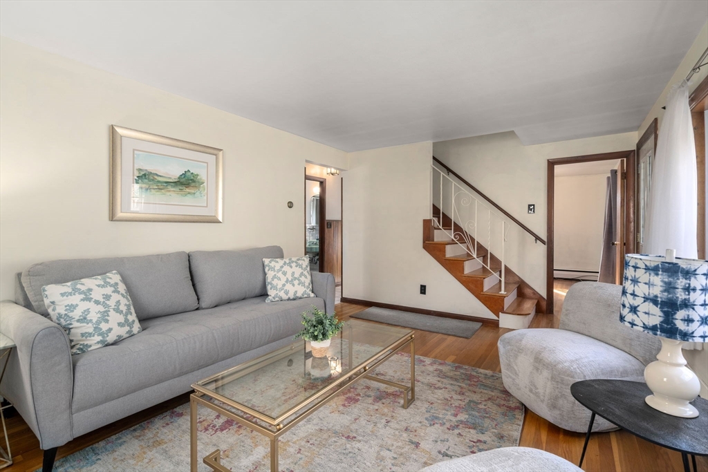 26 Windham Road Boston, MA 02136 - Photo 5 of 17 Gallery Image 5