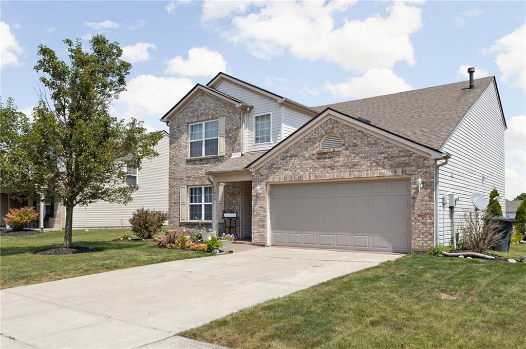 1059 Pine Ridge Way Brownsburg, IN 46112 - Photo 2 of 25