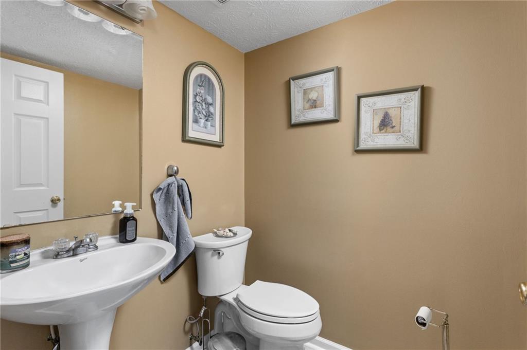 1059 Pine Ridge Way Brownsburg, IN 46112 - Photo 6 of 25