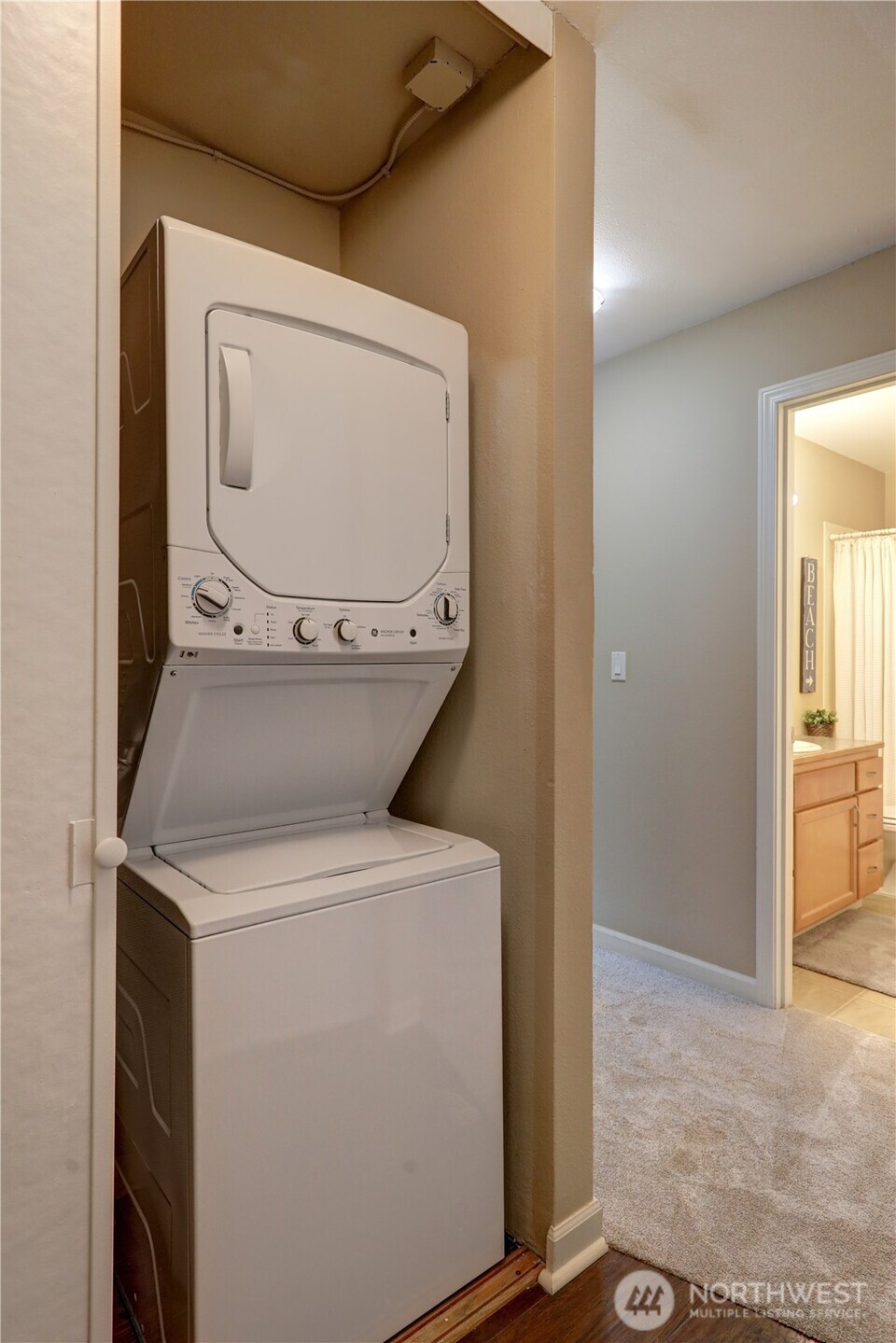 7924 212th Street Southwest, Unit 305 Edmonds, WA 98026 - Photo 15 of 17