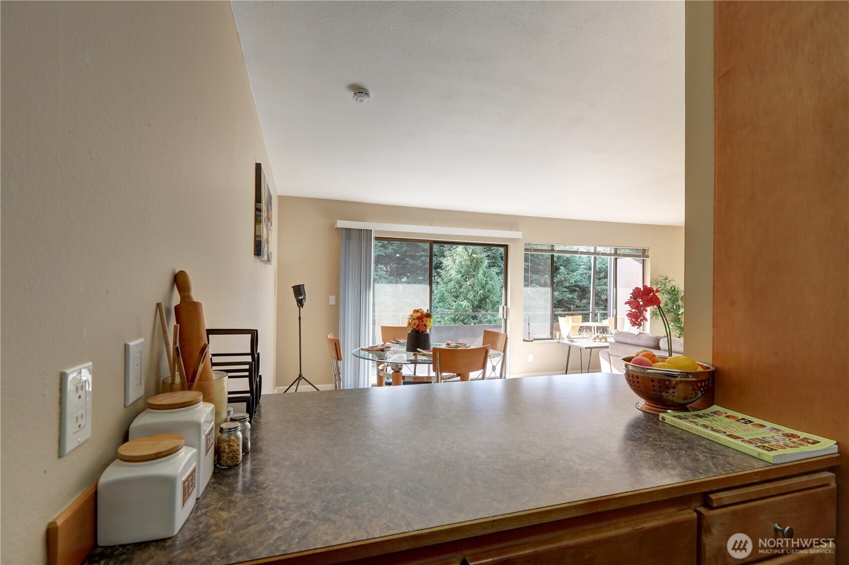 7924 212th Street Southwest, Unit 305 Edmonds, WA 98026 - Photo 7 of 17