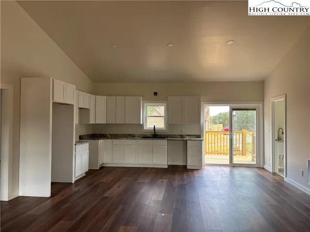 $450,000 | 179 High Meadows Lane, Fleetwood, NC 28626