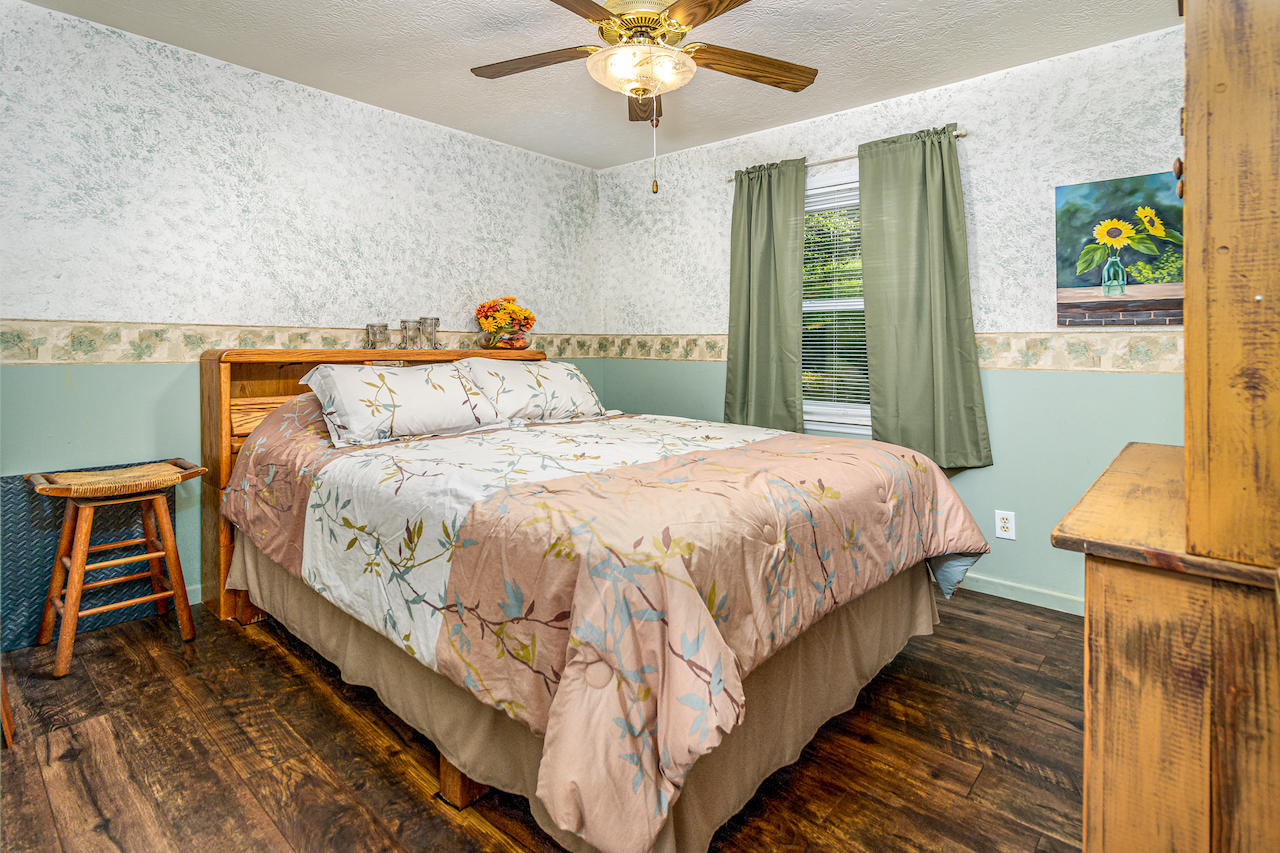 402 East Norris Point Road La Follette, TN 37766 - Photo 25 of 34 Interior-9