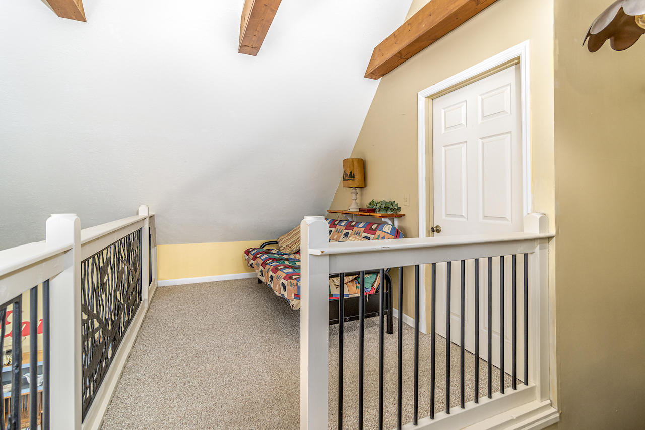 402 East Norris Point Road La Follette, TN 37766 - Photo 28 of 34 Interior-12