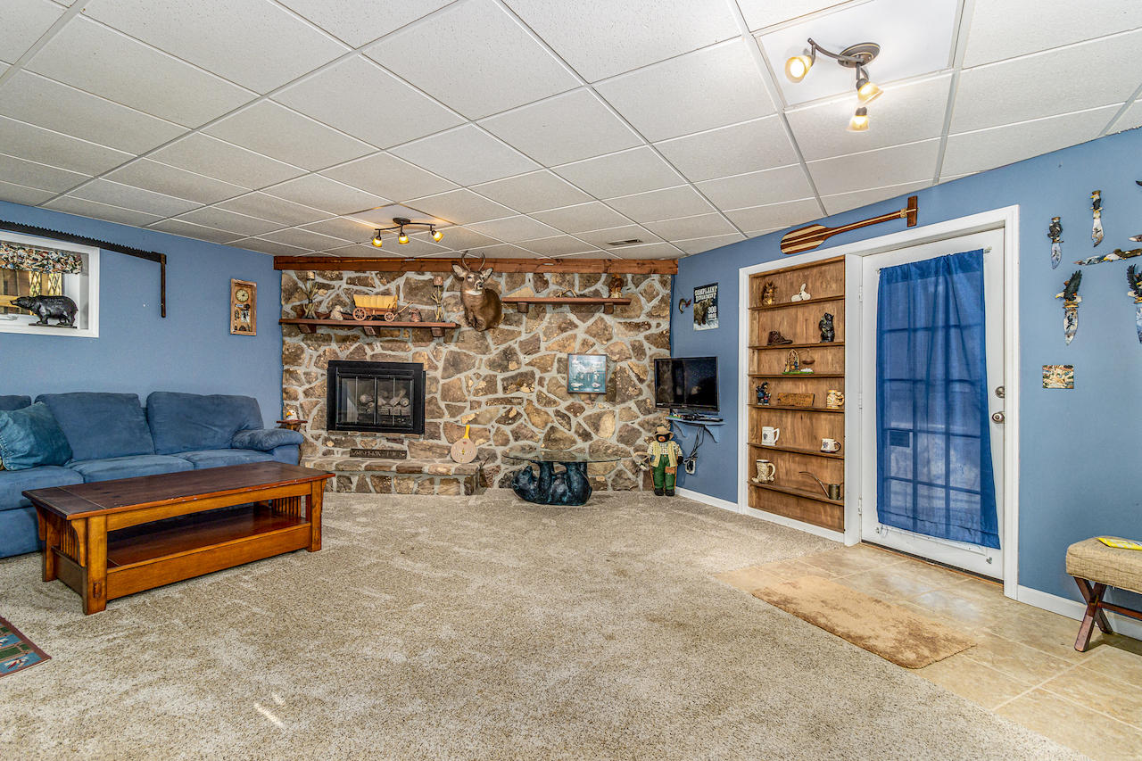 402 East Norris Point Road La Follette, TN 37766 - Photo 31 of 34 Interior-15