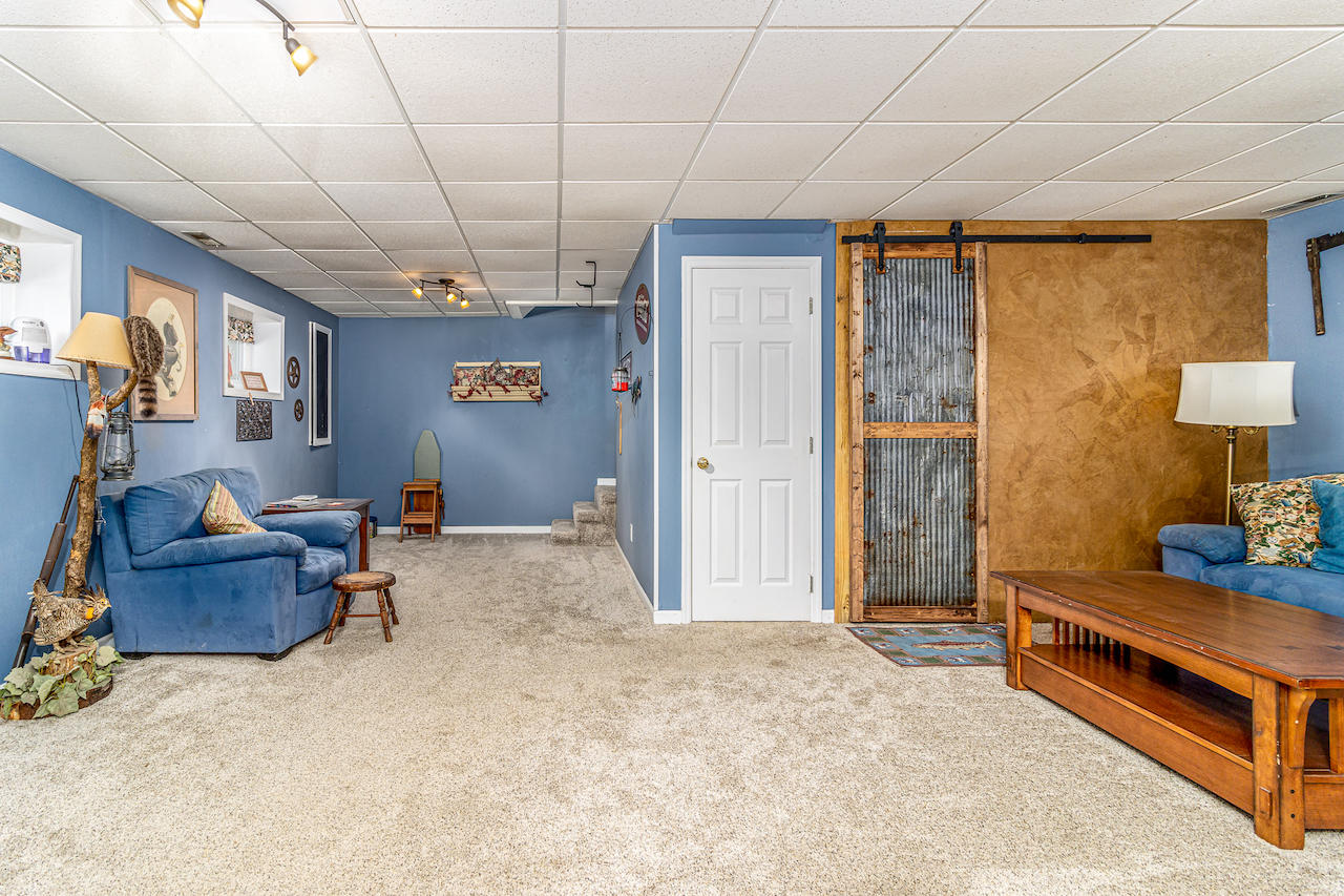 402 East Norris Point Road La Follette, TN 37766 - Photo 32 of 34 Interior-16