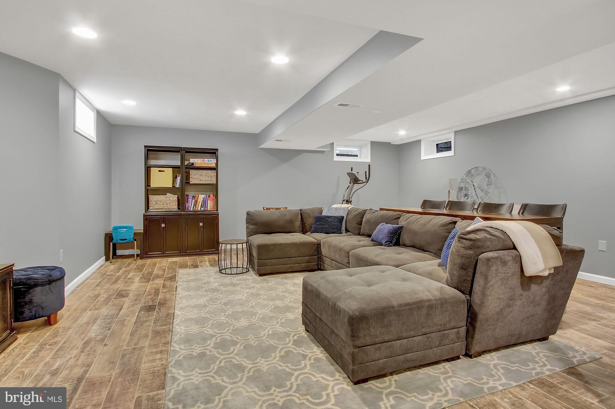 335 Beverly Road Camp Hill, PA 17011 - Photo 24 of 32 Gallery Image 24