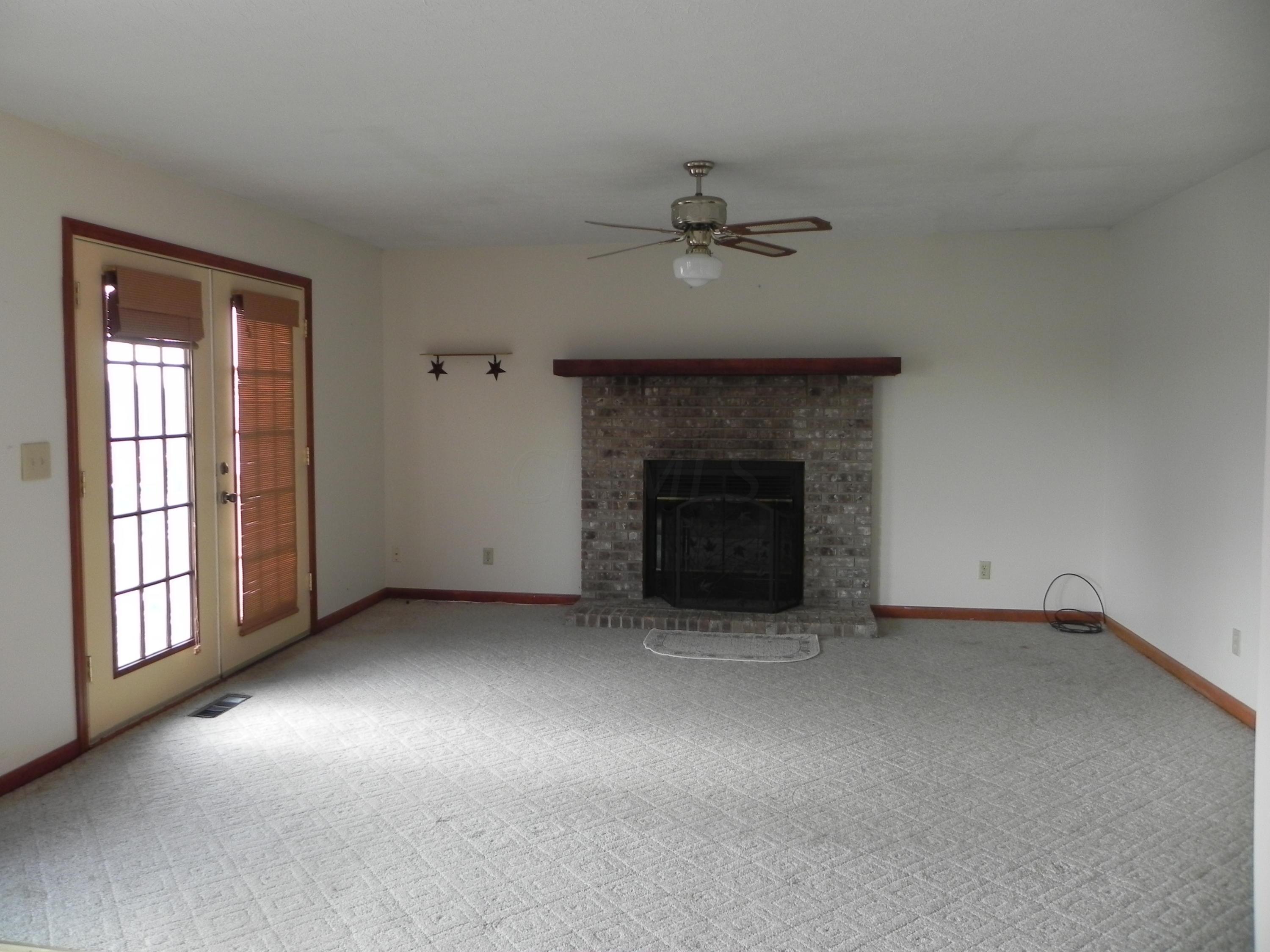 4701 Beaver Run Road Southwest Pataskala, OH 43062 - Photo 4 of 24