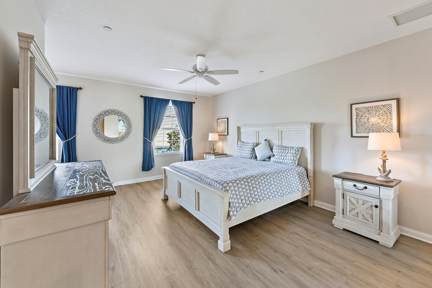 3261 East Community Drive Jupiter, FL 33458 - Photo 19 of 38 Master Bedroom