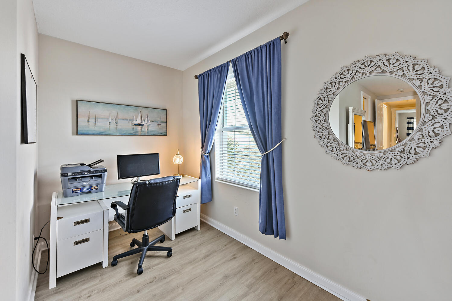 3261 East Community Drive Jupiter, FL 33458 - Photo 20 of 38 Master Bedroom Sitting Area