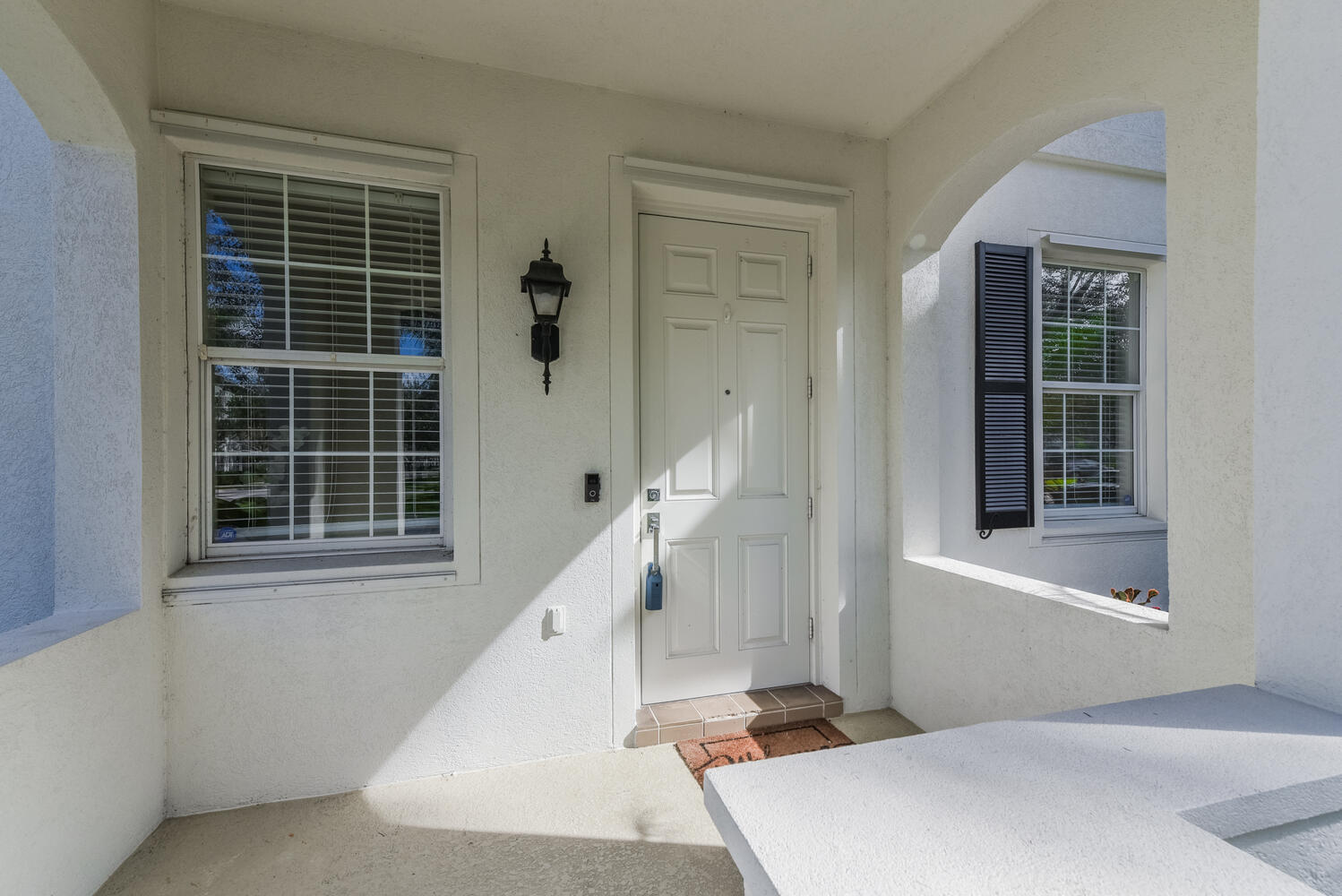 3261 East Community Drive Jupiter, FL 33458 - Photo 5 of 38 Front Entrance