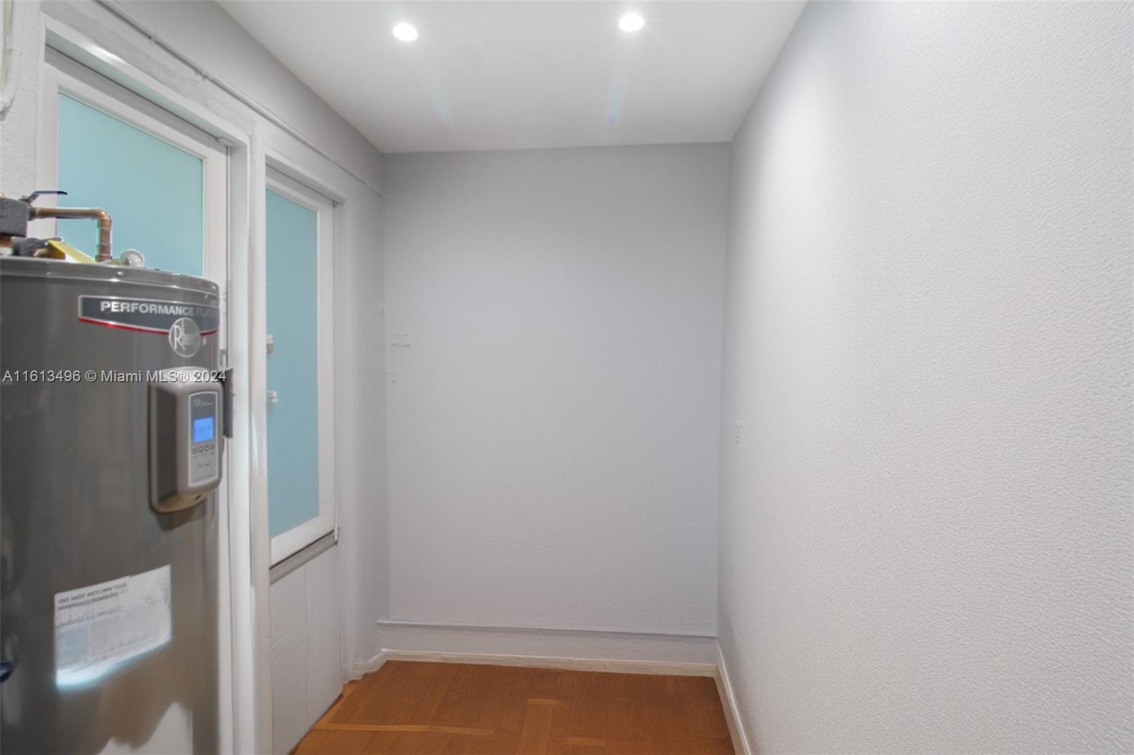 9730 Southwest 76th Street Miami, FL 33173 - Photo 14 of 27 a bathroom with a shower
