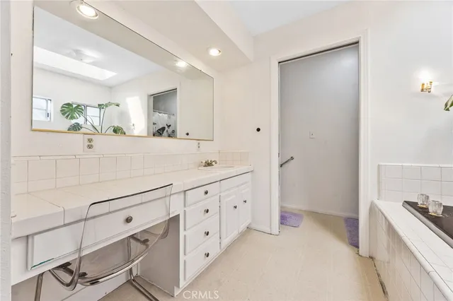 $865,000 | 6834 Haywood Street, Tujunga, CA 91042