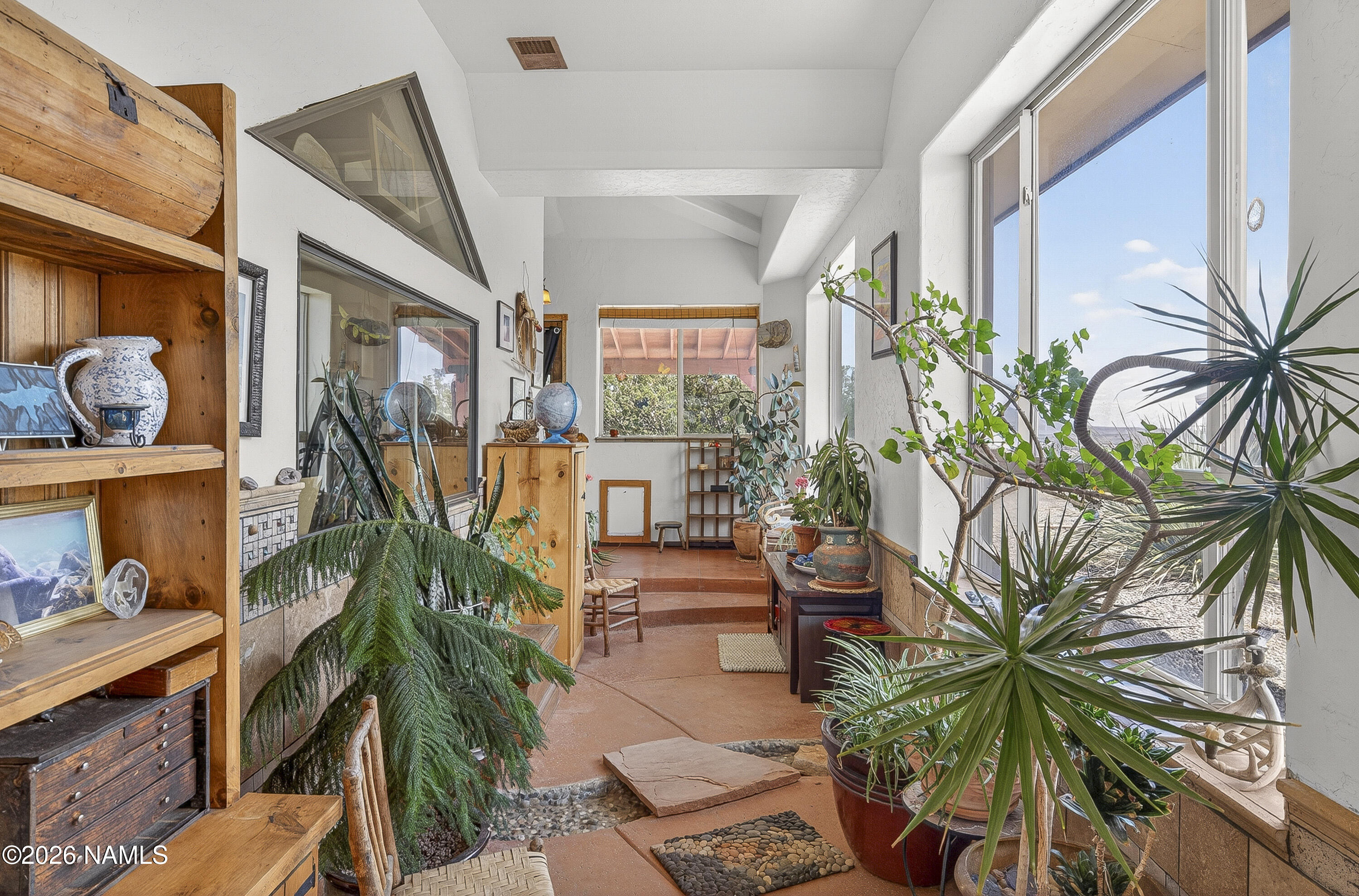 95 Leupp Road Flagstaff, AZ 86004 - Photo 13 of 39 Sun Room