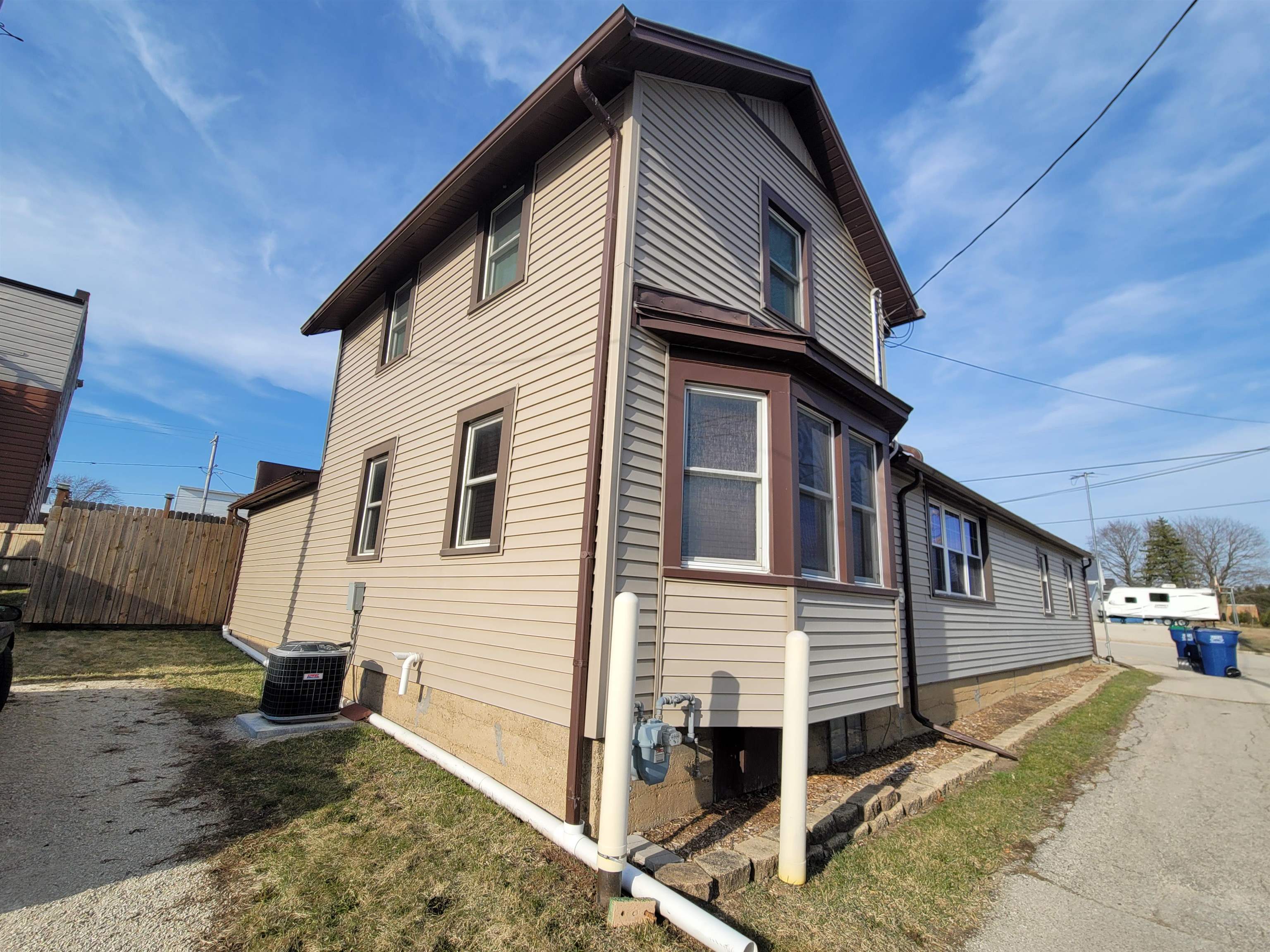 102 South Elizabeth Street Eden, WI 53019 - Photo 5 of 15