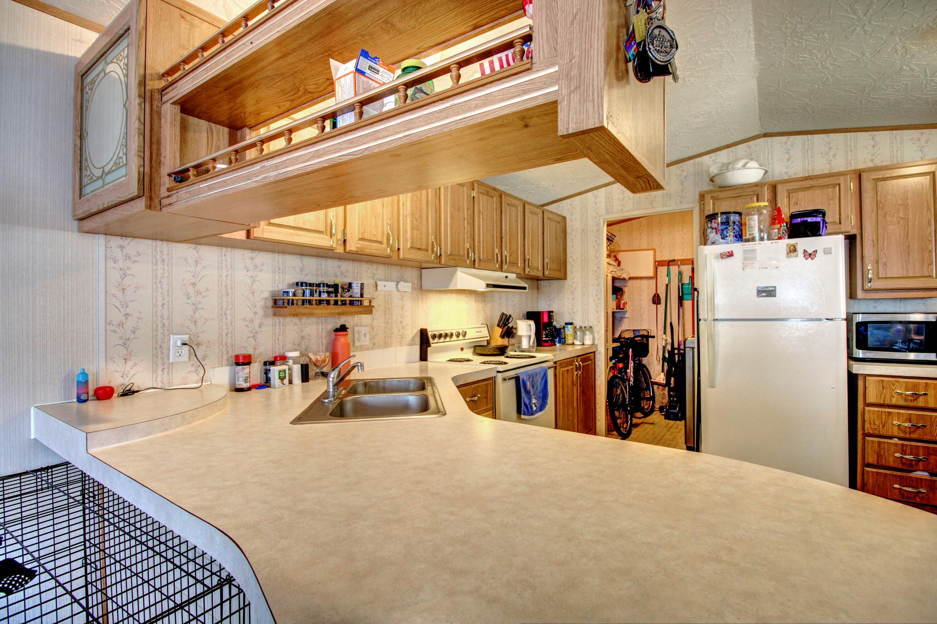 8401 Old Stage Road, Unit 46 Central Point, OR 97502 - Photo 14 of 26 15