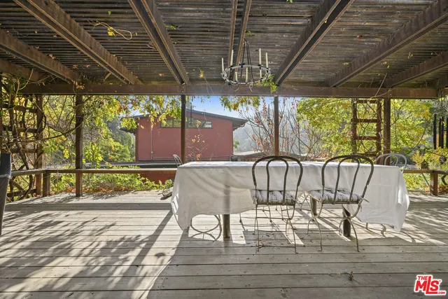 a bed room with a bed and a fireplace