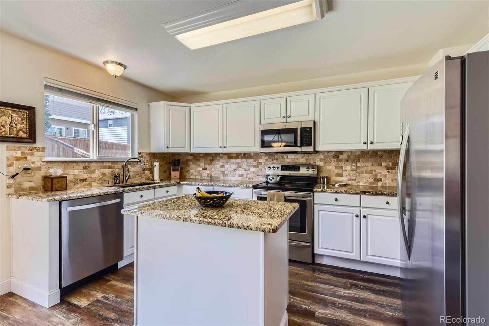 10235 South Rotherwood Circle Highlands Ranch, CO 80130 - Photo 6 of 27 Gallery Image 6
