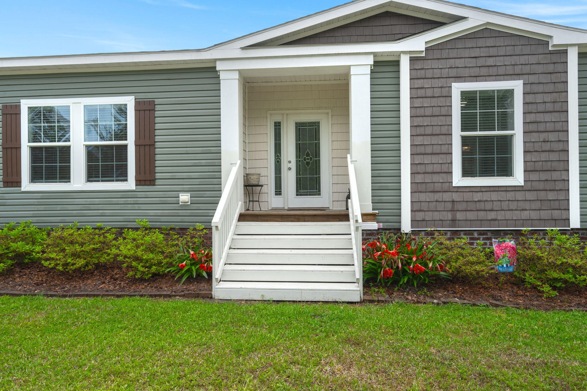 1525 Cooper Store Road Moncks Corner, SC 29461 - Photo 4 of 46 4