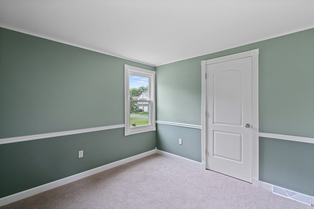 46 Harrison Place West Springfield, MA 01089 - Photo 18 of 42 Gallery Image 18