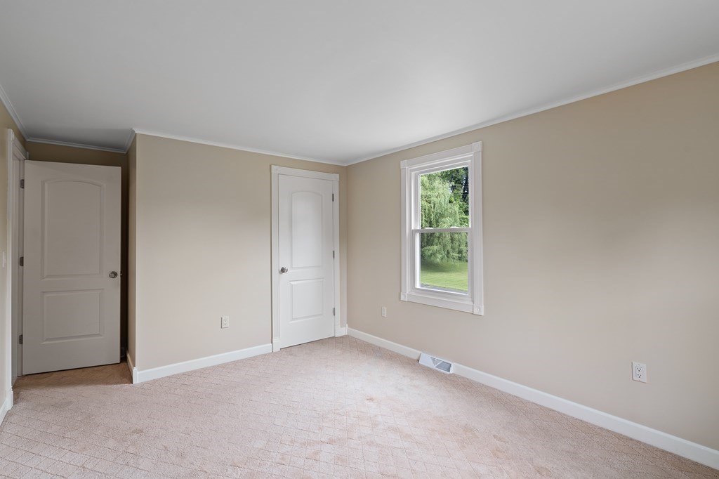 46 Harrison Place West Springfield, MA 01089 - Photo 21 of 42 Gallery Image 21