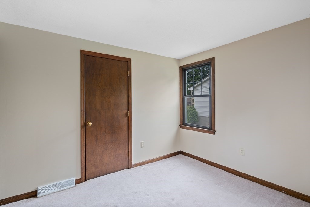 46 Harrison Place West Springfield, MA 01089 - Photo 37 of 42 Gallery Image 37