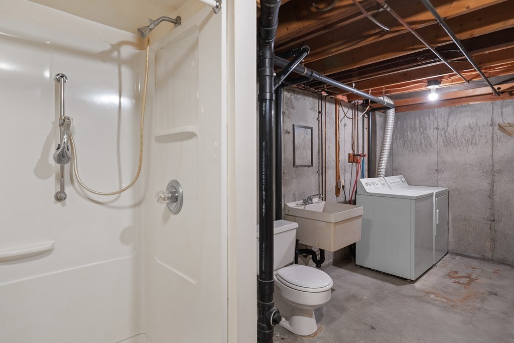 46 Harrison Place West Springfield, MA 01089 - Photo 42 of 42 Gallery Image 42