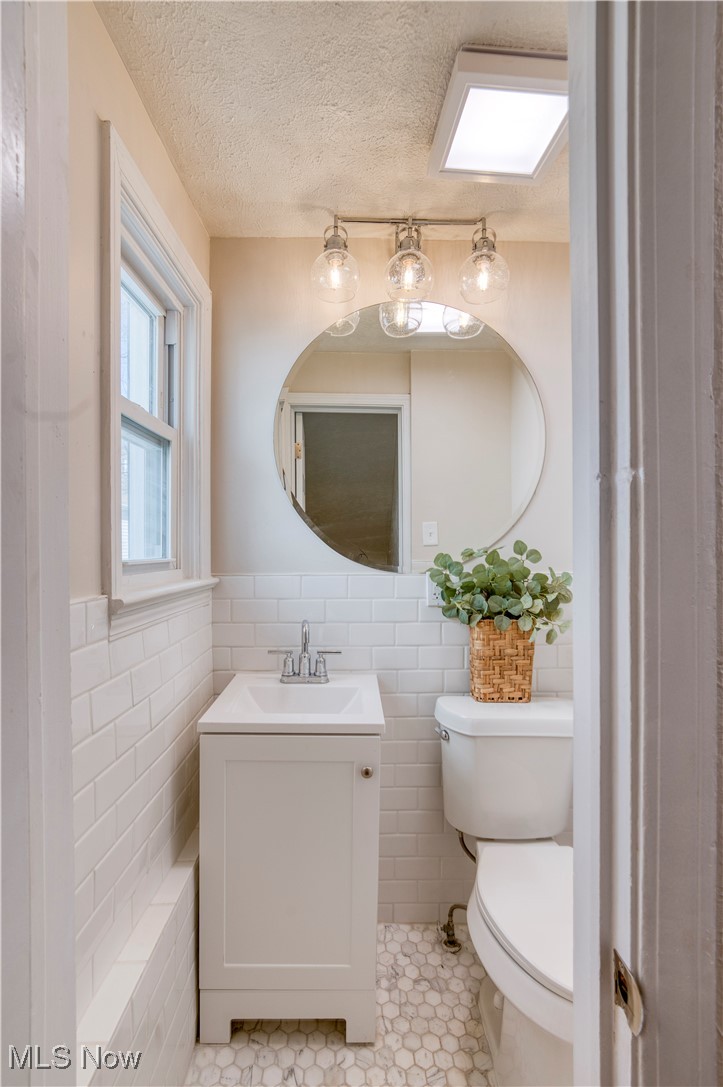 3727 Bainbridge Road Cleveland Heights, OH 44118 - Photo 15 of 31