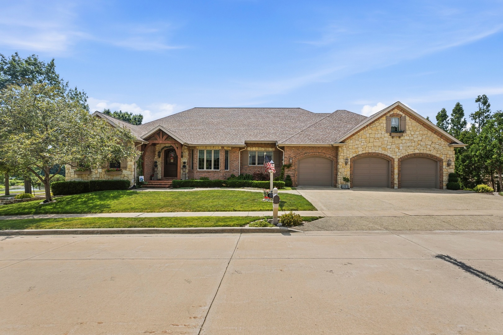 2427 Prairie Ridge Place Champaign, IL 61822 - Photo 4 of 84