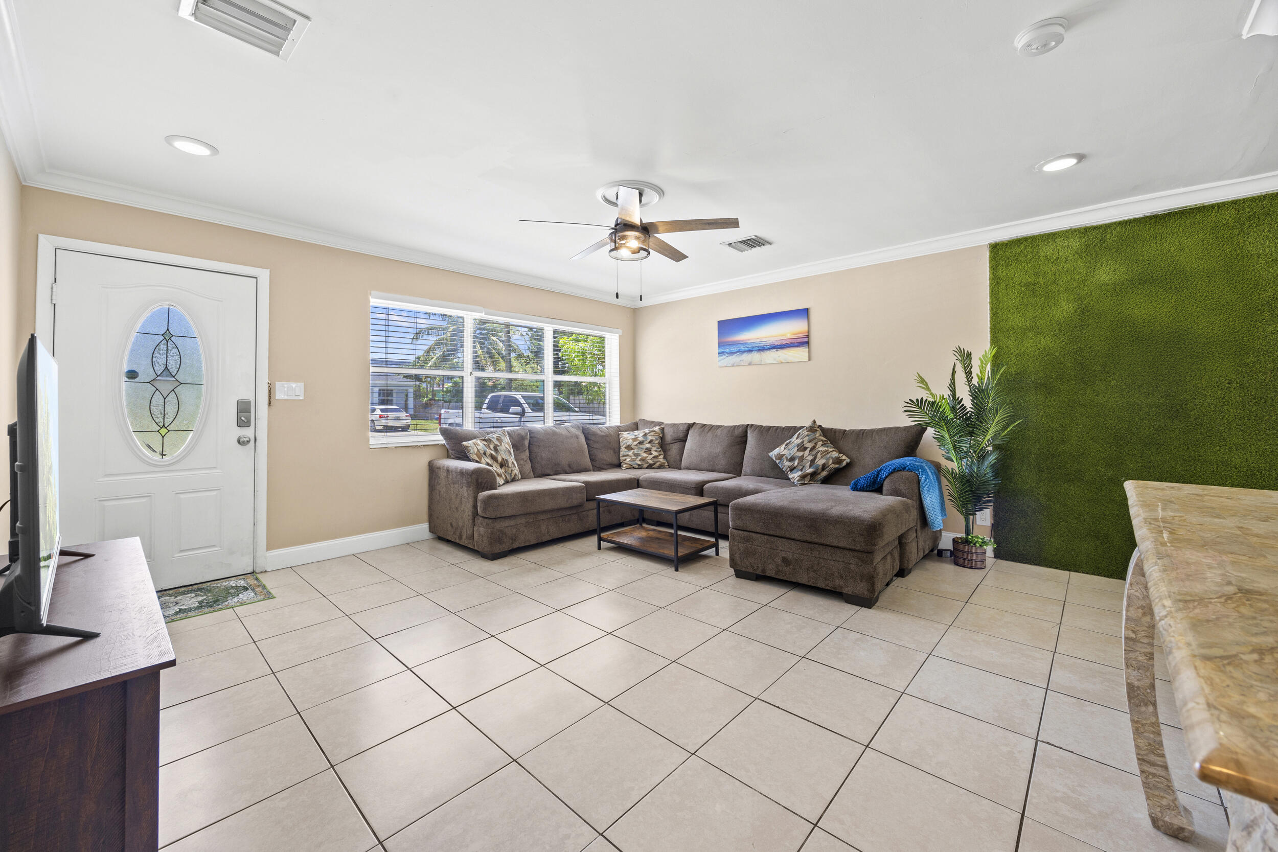 301 Southridge Road Delray Beach, FL 33444 - Photo 6 of 27 453a5628