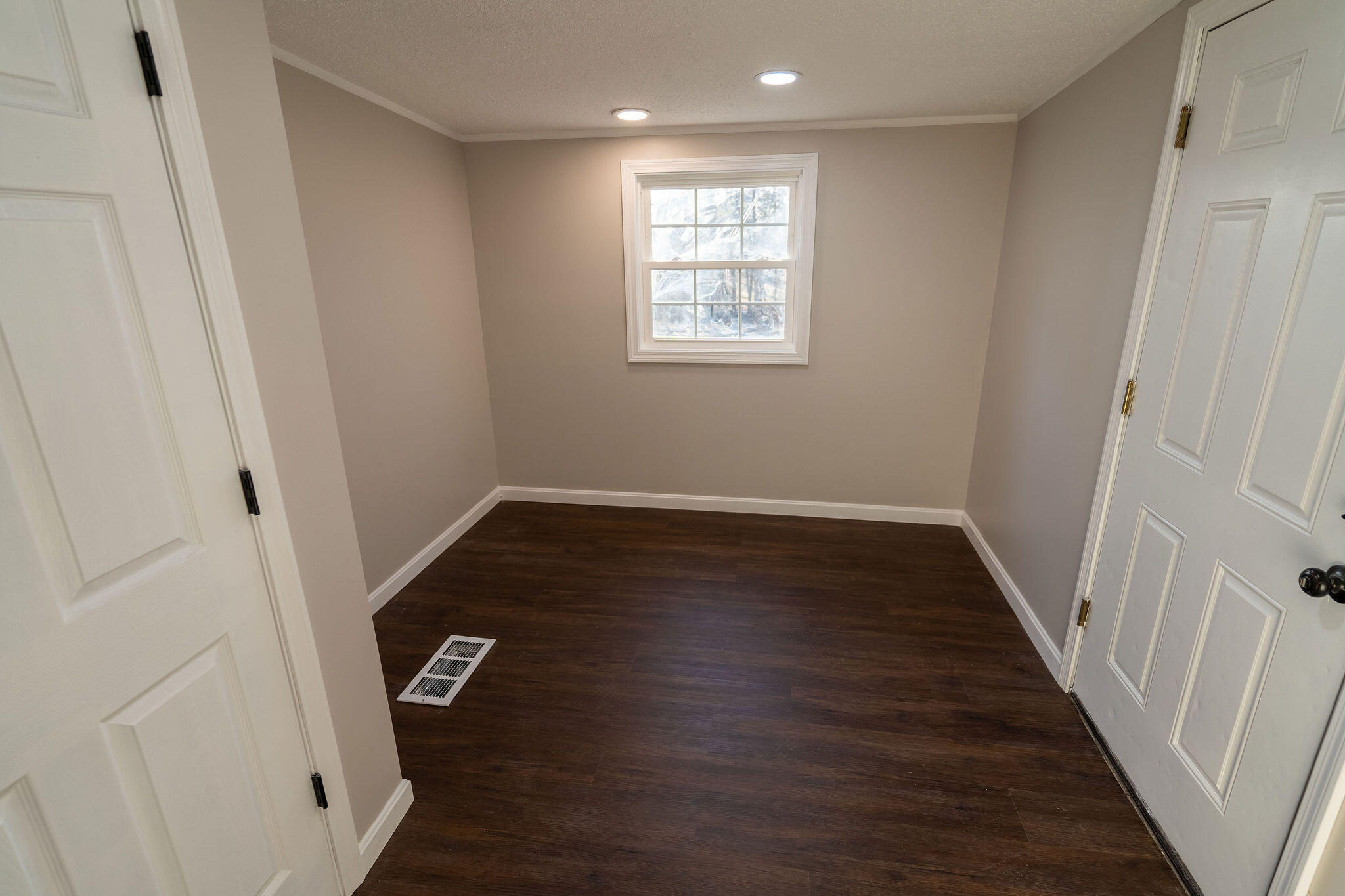 14 Mad Bulldog Road Sabattus, ME 04280 - Photo 8 of 36 Dining Area