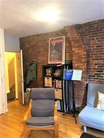 $2,500 | 529 Columbus Avenue, Unit 1, Boston, MA 02118