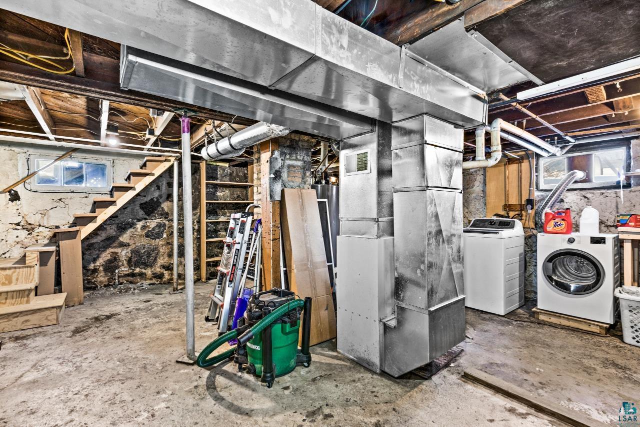 5811 Cody Street Duluth, MN 55807 - Photo 33 of 45