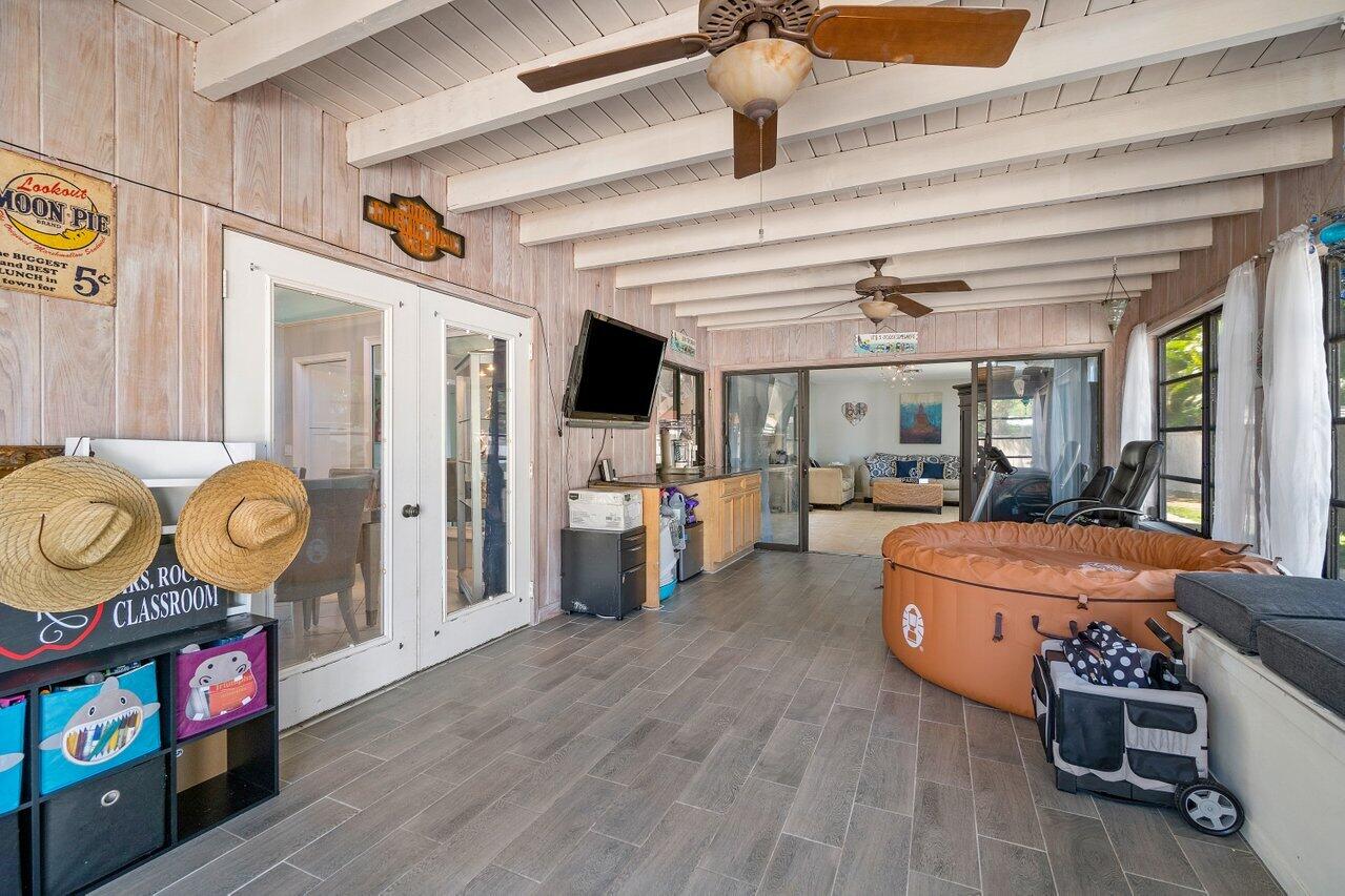 50 Dogwood Ridge Tequesta, FL 33469 - Photo 19 of 45 021-50DogwoodRidge-Jupiter-FL-33469-SMAL